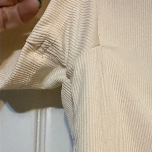 SHEIN Cream Ribbed Crop Top - Picture 3 of 6